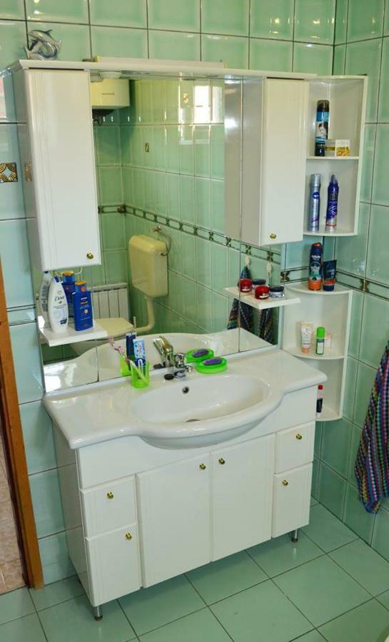 Apartman Rosa Pirovac Buitenkant foto